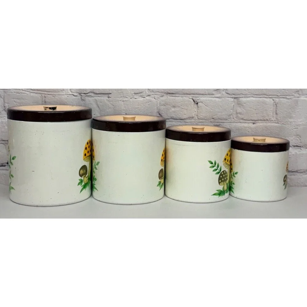 VTG Sears & Roebuck 1979 Merry Mushroom Canisters Set of 4 Nesting Lacquerware
